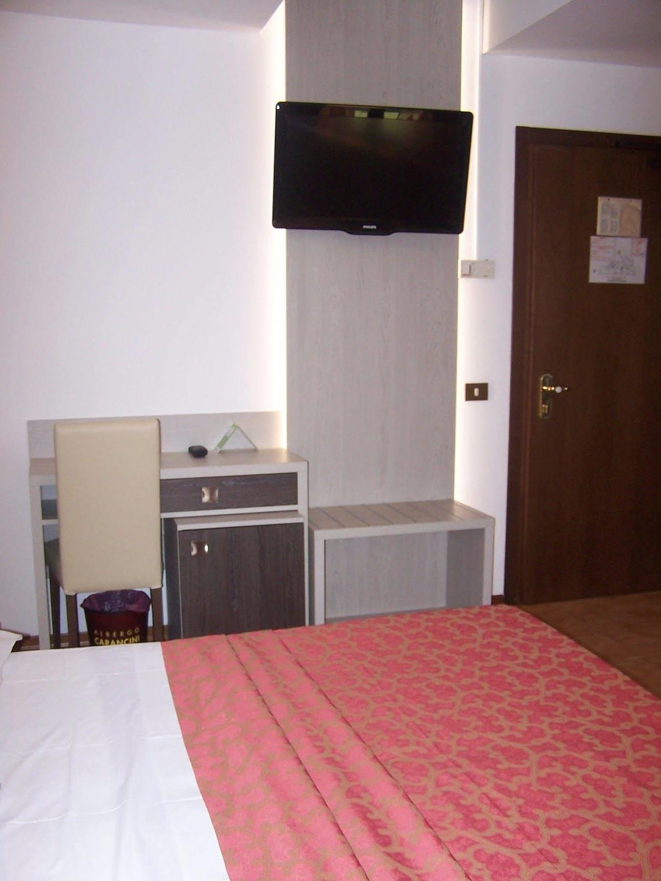 Hotel Carancini ซัลโซมัจโจเรแตร์เม ภายนอก รูปภาพ